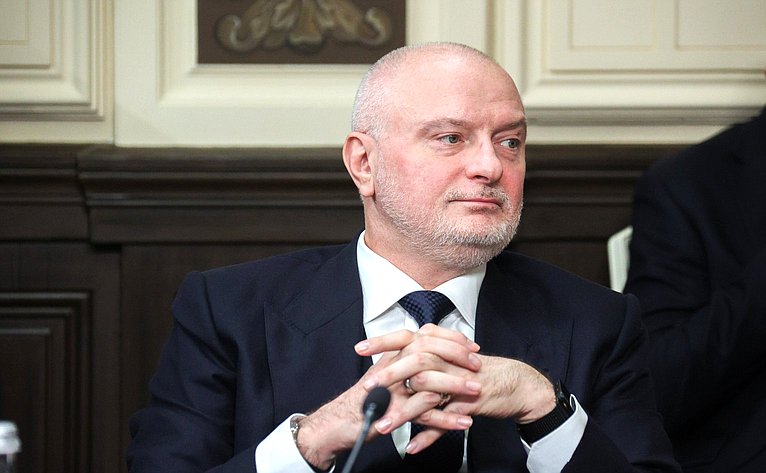 Андрей Клишас