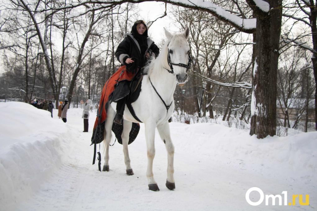 Омич стал «русским Зорро»: в Москве проходят съёмки необычного сериала
