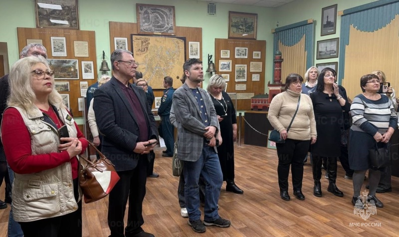 В преддверии 35-летия МЧС России в Музее пожарной г. Москвы охраны почтили память героев