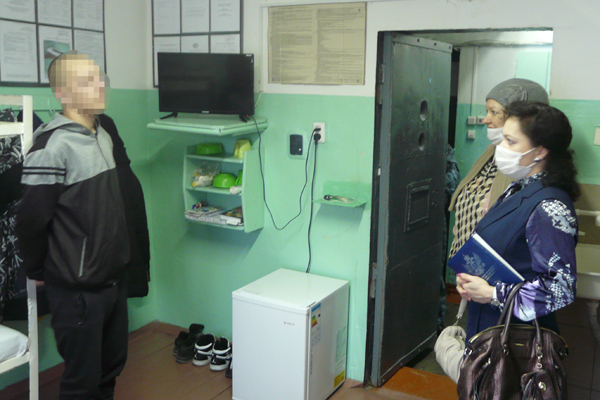 Уполномоченный по правам ребенка в Амурской области Наталья Третьякова посетила следственный изолятор № 1