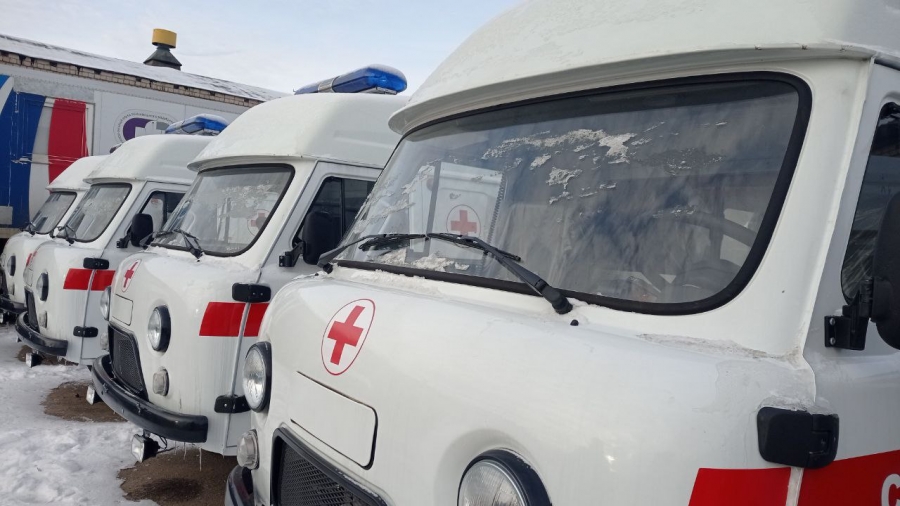В регион поступили 12 новых машин скорой помощи