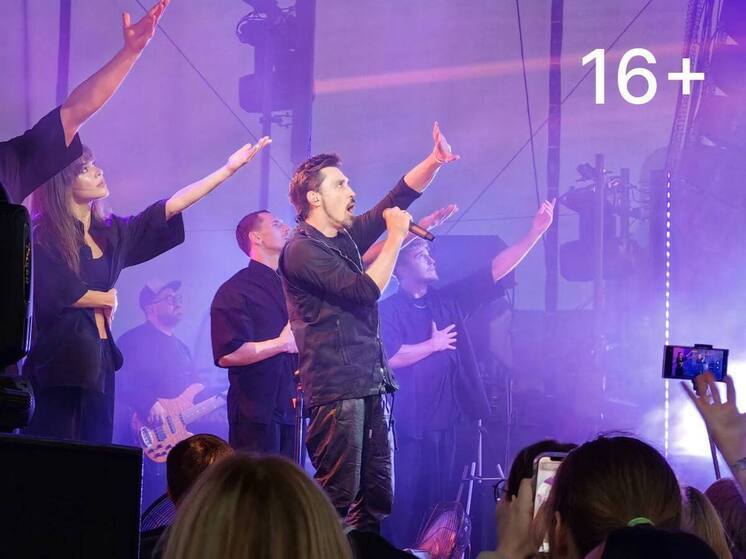 Дима Билан выступит под открытым небом в Петербурге