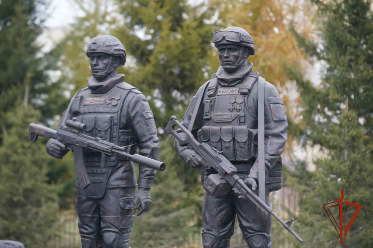 Росгвардейцы приняли участие в открытии мемориала в Кузбассе