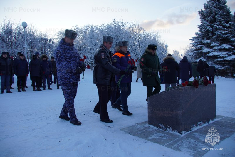 9 декабря в России отмечается День героев Отечества