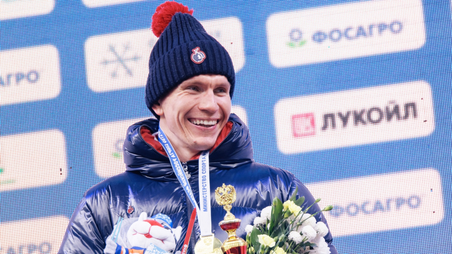 Александр Большунов