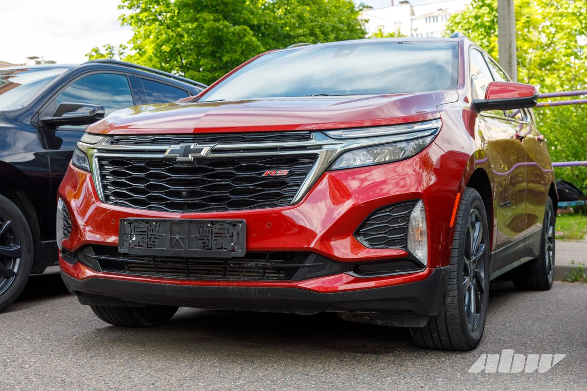 Пригнать из США и Китая в 2026 году и остаться в плюсе: лавируем между утильсбором и растаможкой