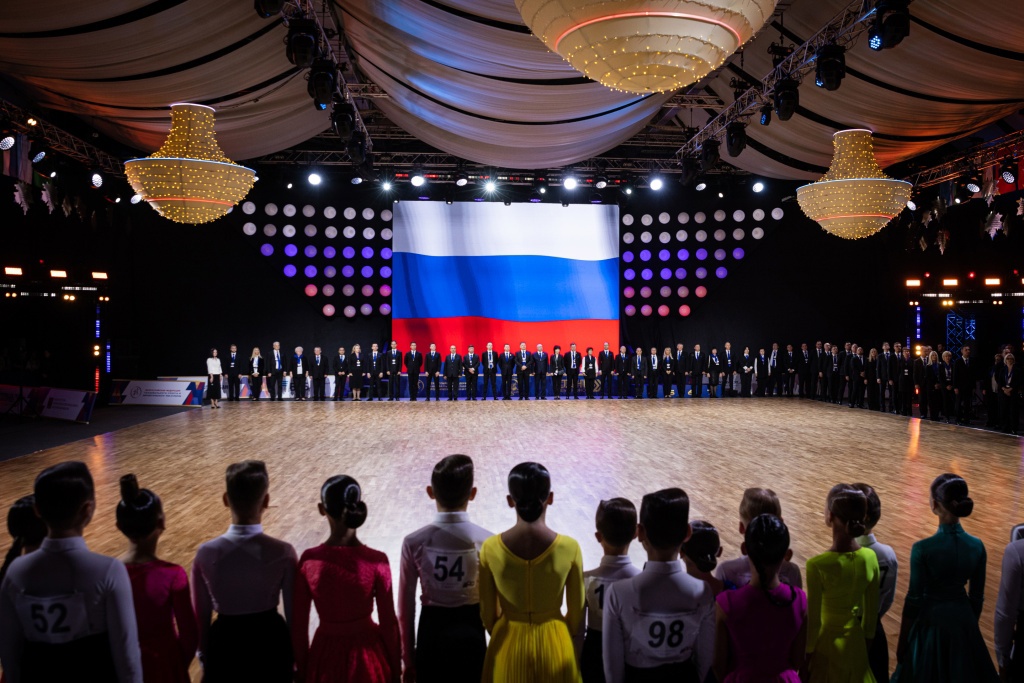 Соревнования по танцам крокус 2024. Танцы соревнования. Фото с турнира Russian open Championship 2022. Танцевальный Крокус.