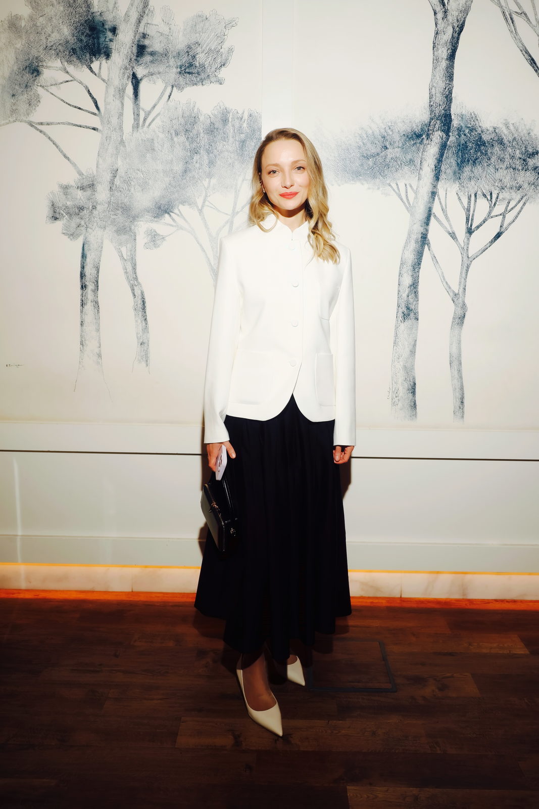 Особый взгляд: Елизавета Базыкина, Анна Михалкова и Марина Зудина