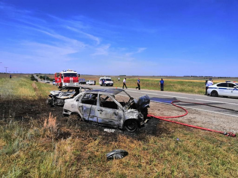 Врезался в камаз и загорелся