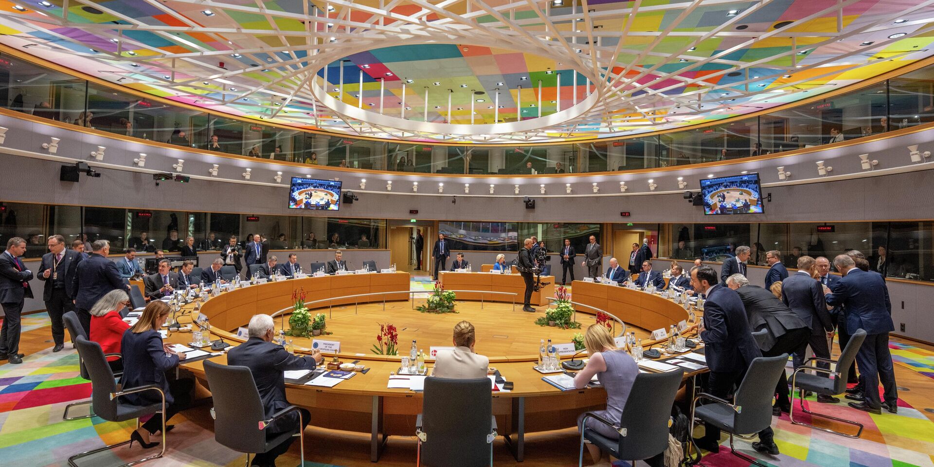 Сессия саммита ЕС в Брюсселе, 18 декабря 2025 года - ИноСМИ, 1920, 18.12.2025