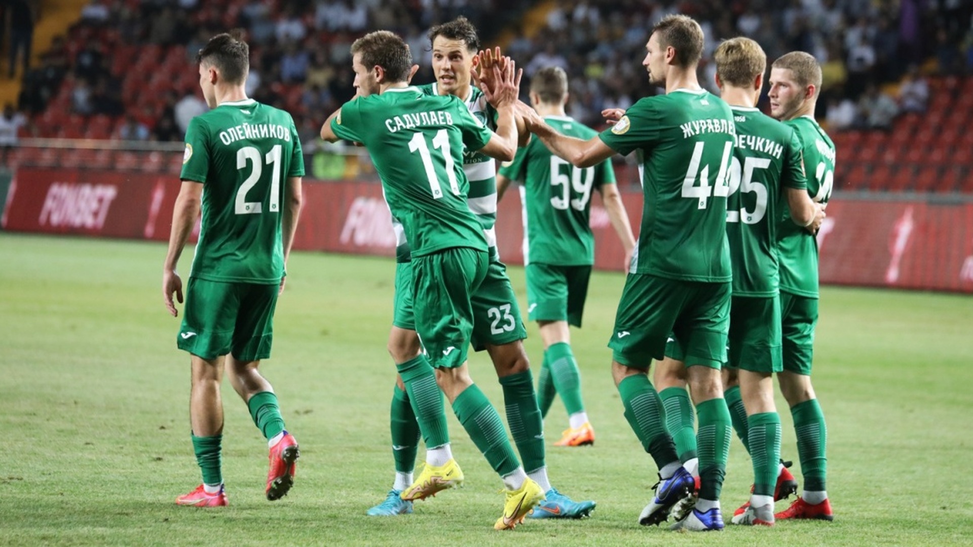 Ахмат это. Оренбург Ахмат футбол 2-1. Оренбург Ахмат. Локомотив Москва. Локомотив Ахмат.