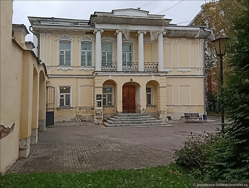 Дуновение XIX века. Улица Чапаева в Екатеринбурге