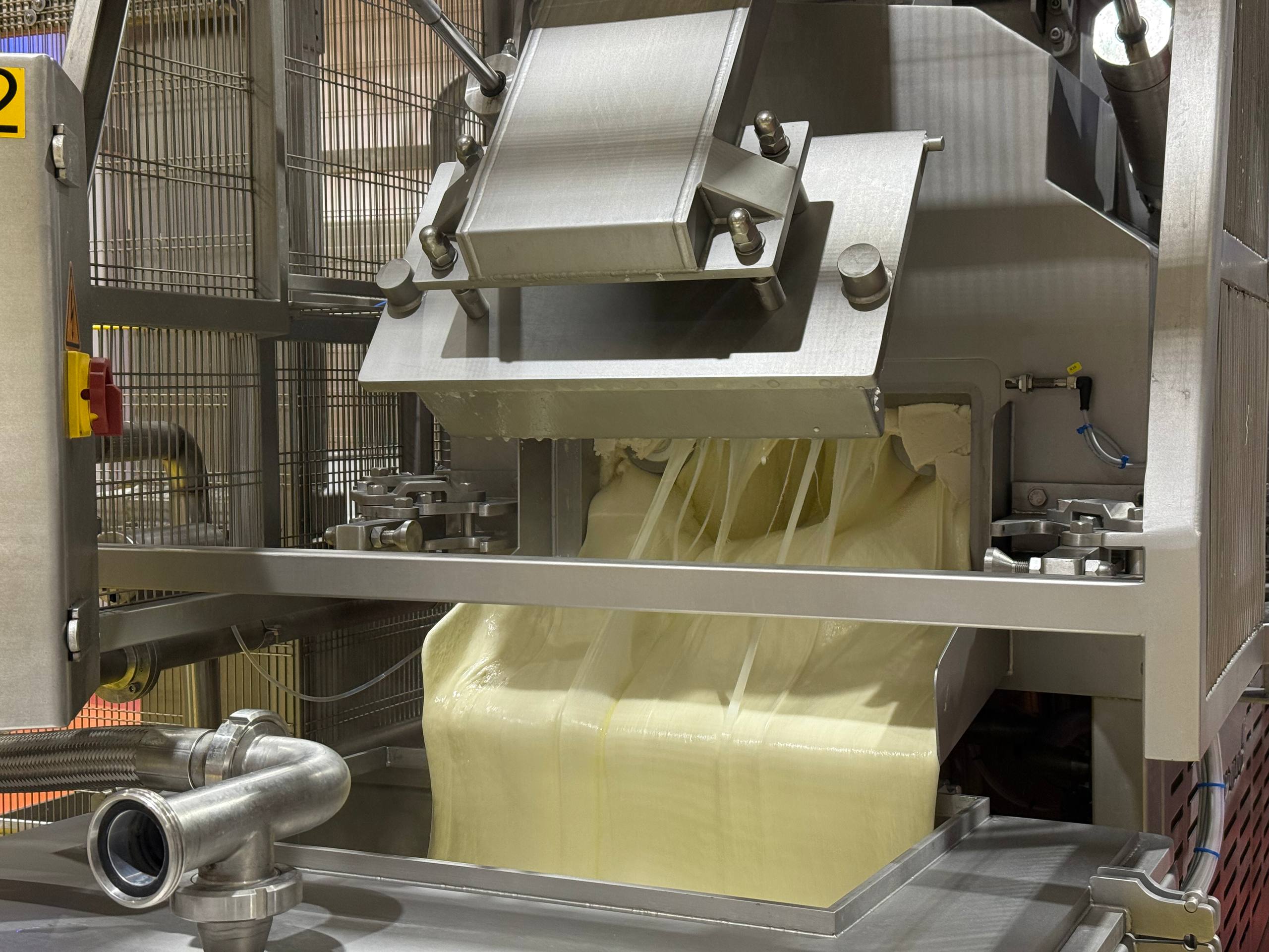 ​Новый цех по производству сыра начал работу в Ярославской области