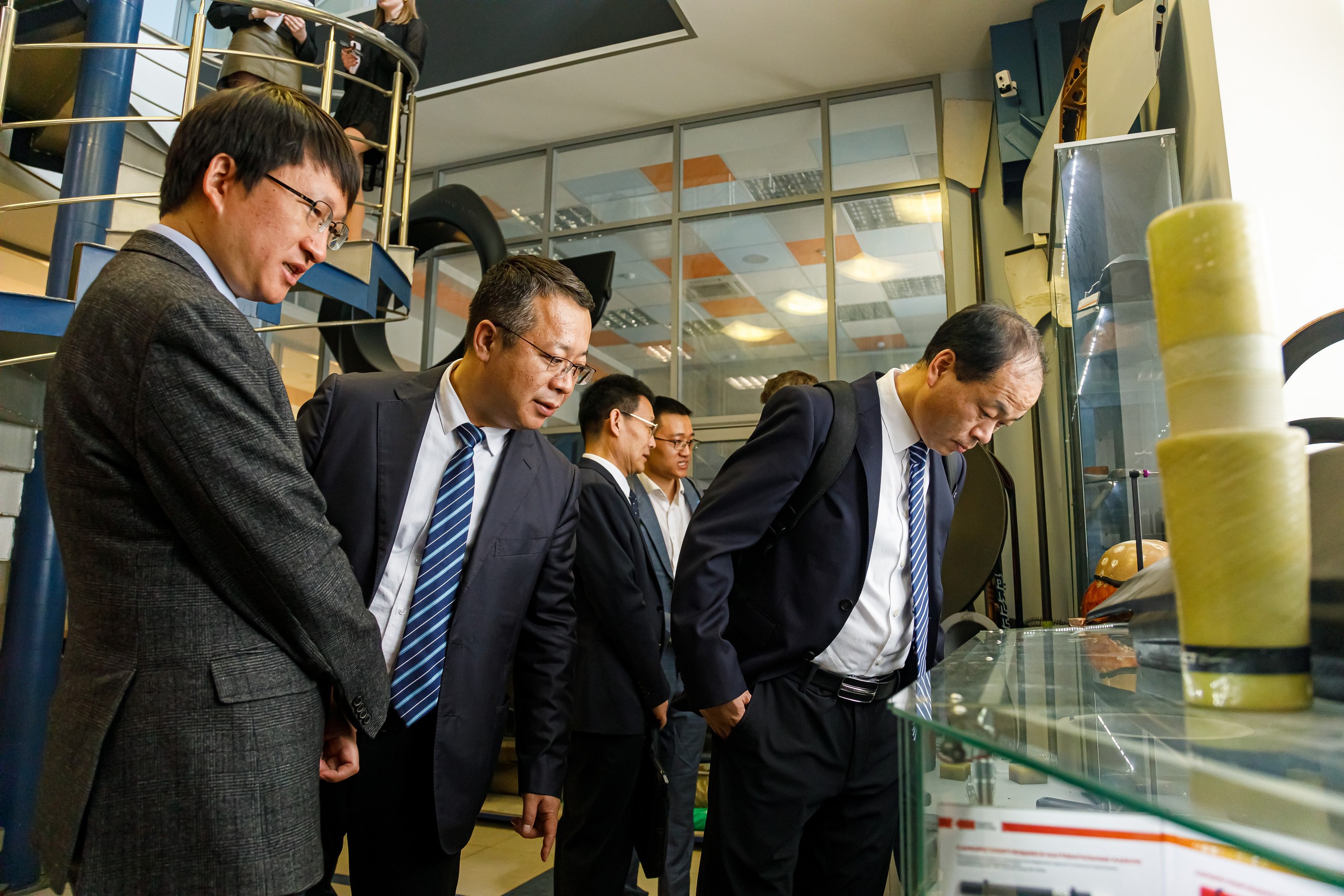 управление иностранными делами