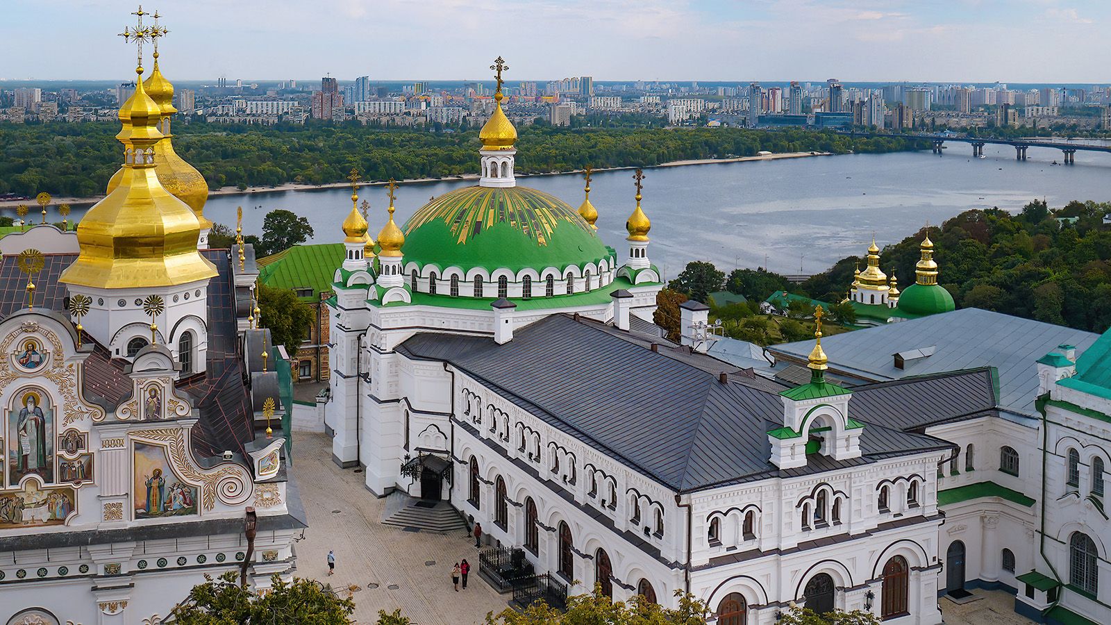 трапезный храм киево печерской лавры