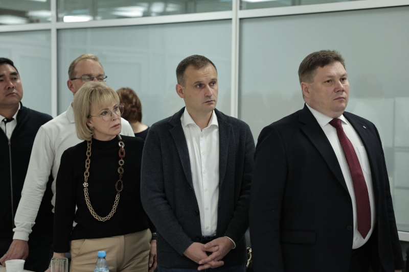 Сергей Леонов