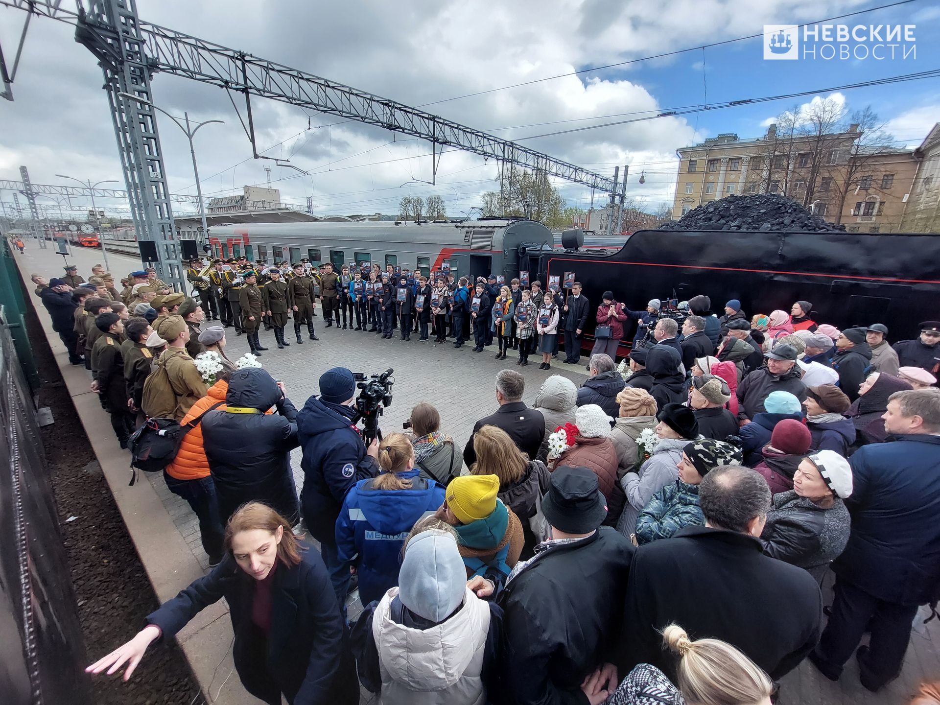 паровоз на финляндском вокзале