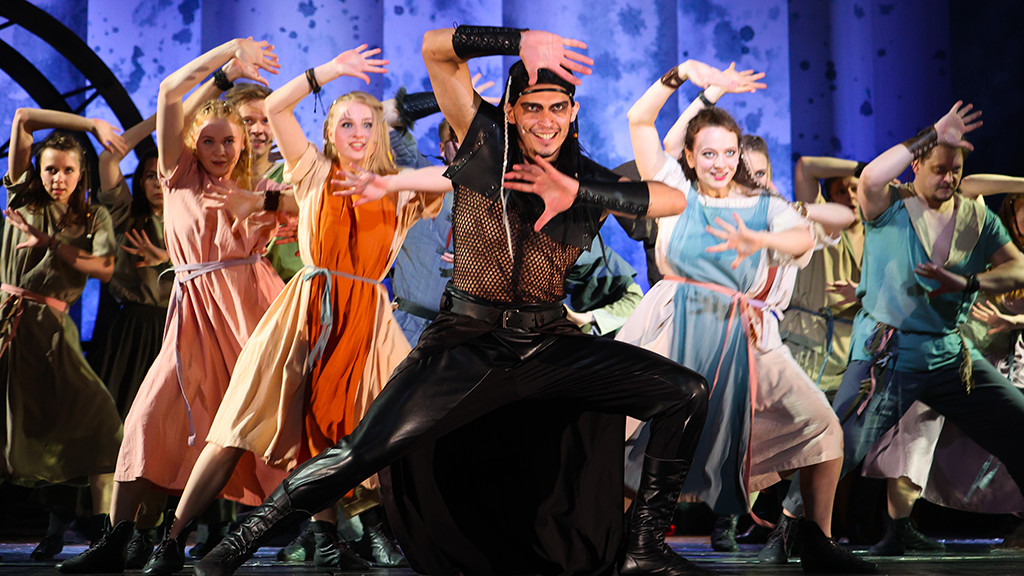 Как в Алтайском крае впервые отметили День артиста Фото №1