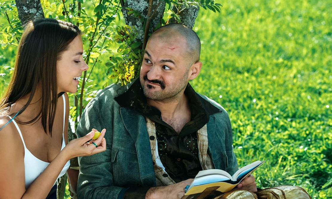 Всемогущий адвокат, гениальный криптовалютчик и футбольные принцессы: новинки июня в онлайн-кинотеатре START