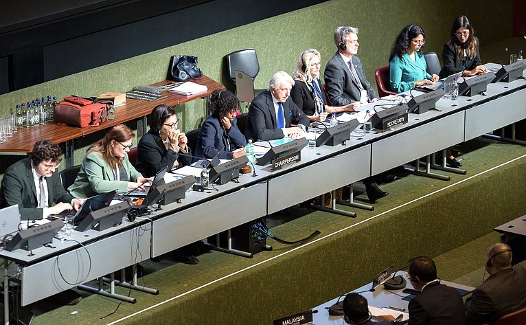 Сенаторы в составе делегации Федерального Собрания РФ участвуют в 151-й Ассамблее Межпарламентского союза в Женеве