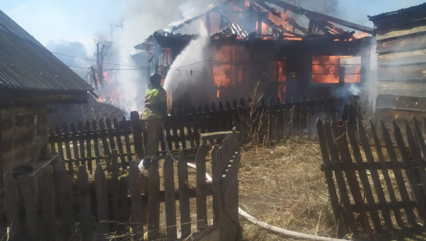Пожар в алтайском селе.