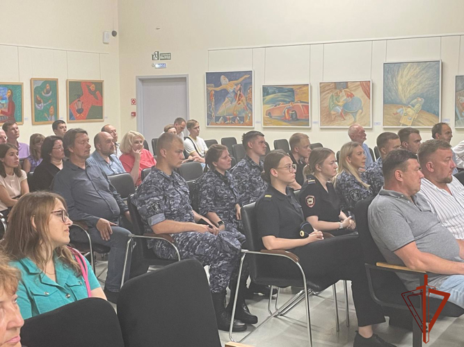 В Омске сотрудники Росгвардии приняли участие в мероприятиии, посвященном 80-летию освобождения Белоруссии от немецко-фашистских захватчиков