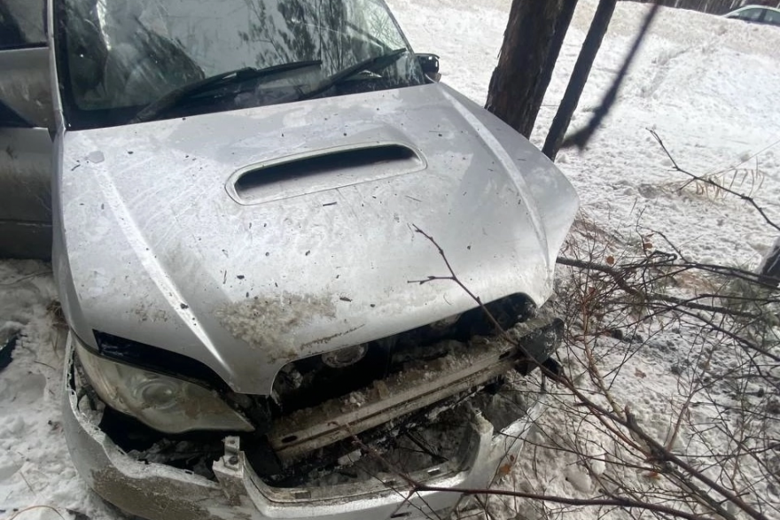 На трассе в Курганской области погиб 19-летний водитель