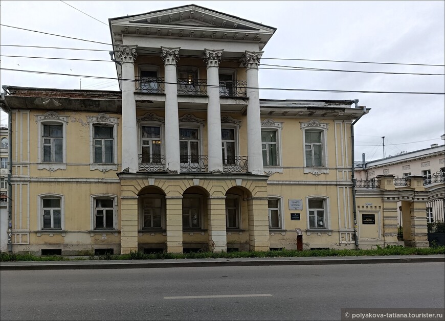 Дуновение XIX века. Улица Чапаева в Екатеринбурге