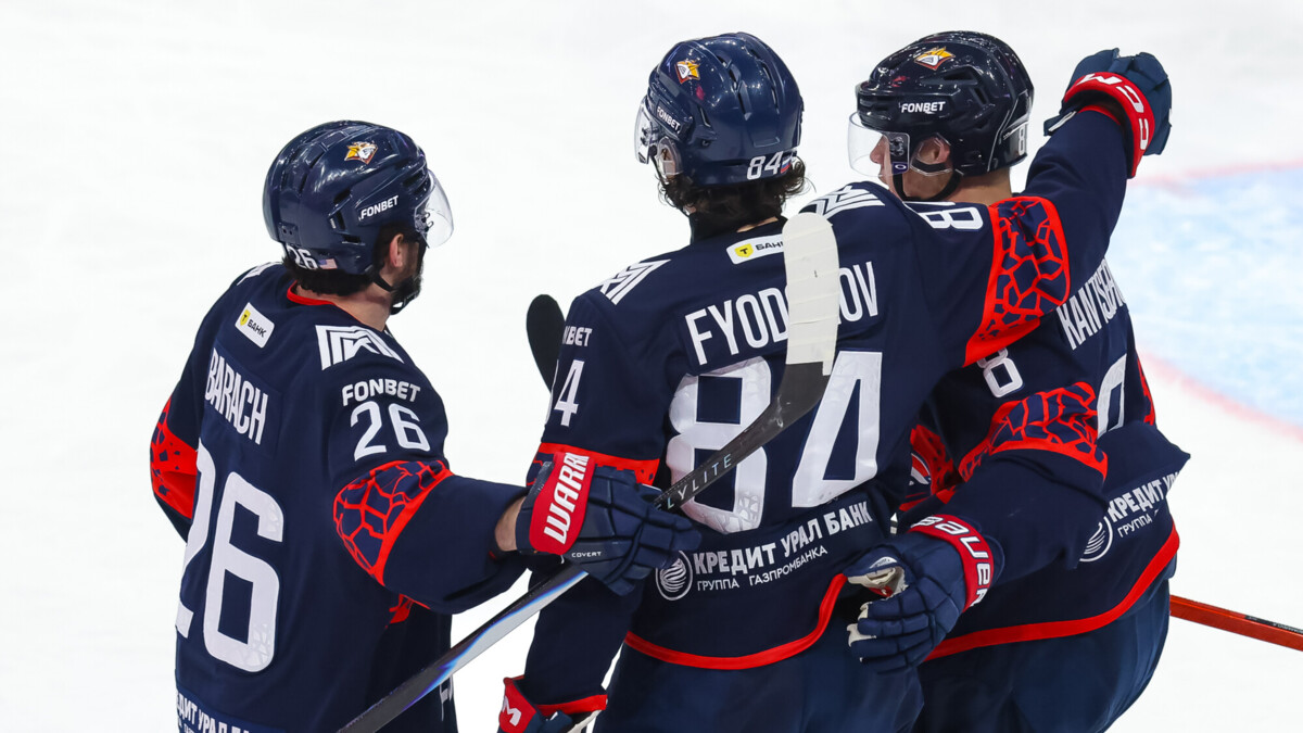 «Металлург» по буллитам обыграл «Адмирал» в матче КХЛ