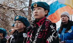 В Улан-Удэ встретили автопробег из Владивостока в Донецк «Одна родина – одна семья!»