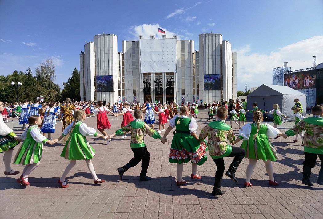 Празднование дня города. Праздник день города. С днем города. День города Курган. Когда будет день города.