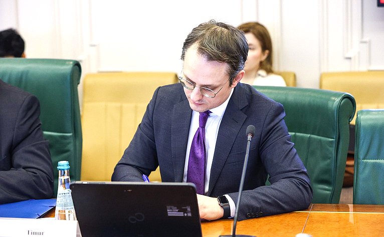 Сергей Кисляк провел встречу с делегацией норвежской организации «Велосипедное движение за мир»