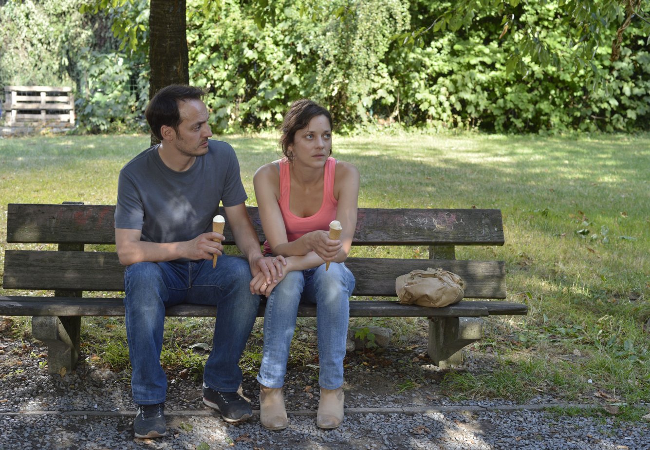 Марион Котийяр — 50: Искусство несокрушимой хрупкости