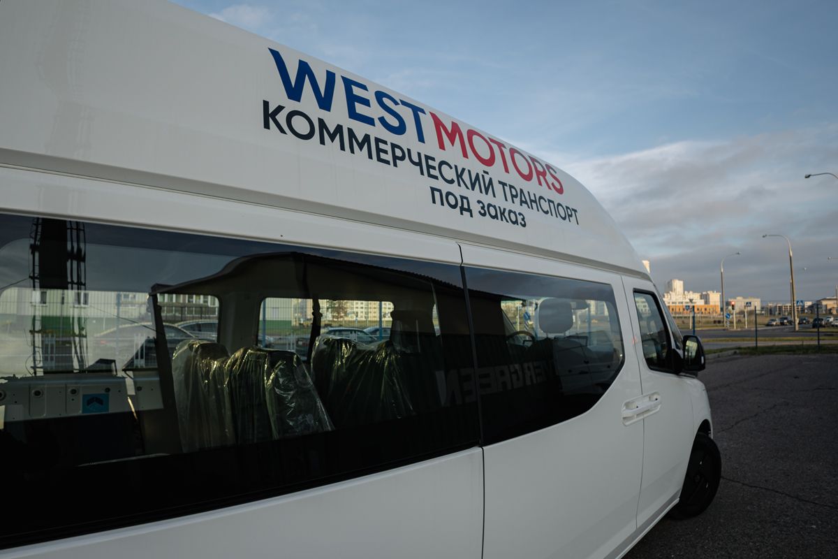 На дорогах заметили новые фургоны из Европы и Китая – как они приезжают в Беларусь