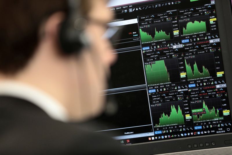 Рынок акций Нидерландов закрылся ростом, AEX прибавил 0,04%