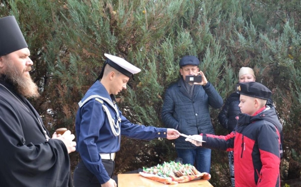 В Мордовии пятиклассники из Саранска приняли присягу кадетов в Рождество-Богородичном Санаксарском монастыре