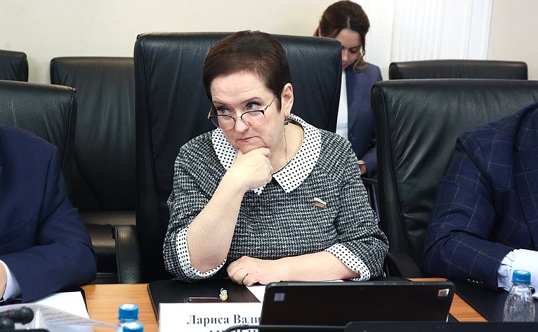 Лариса Мельник