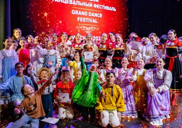 Ансамбль танца «Радость» вернулся с международных конкурсов в Петропавловск-Камчатский 2