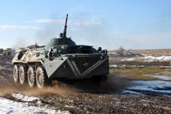 Вице-премьер МО Словакии Калиняк исключил военный характер помощи Украине