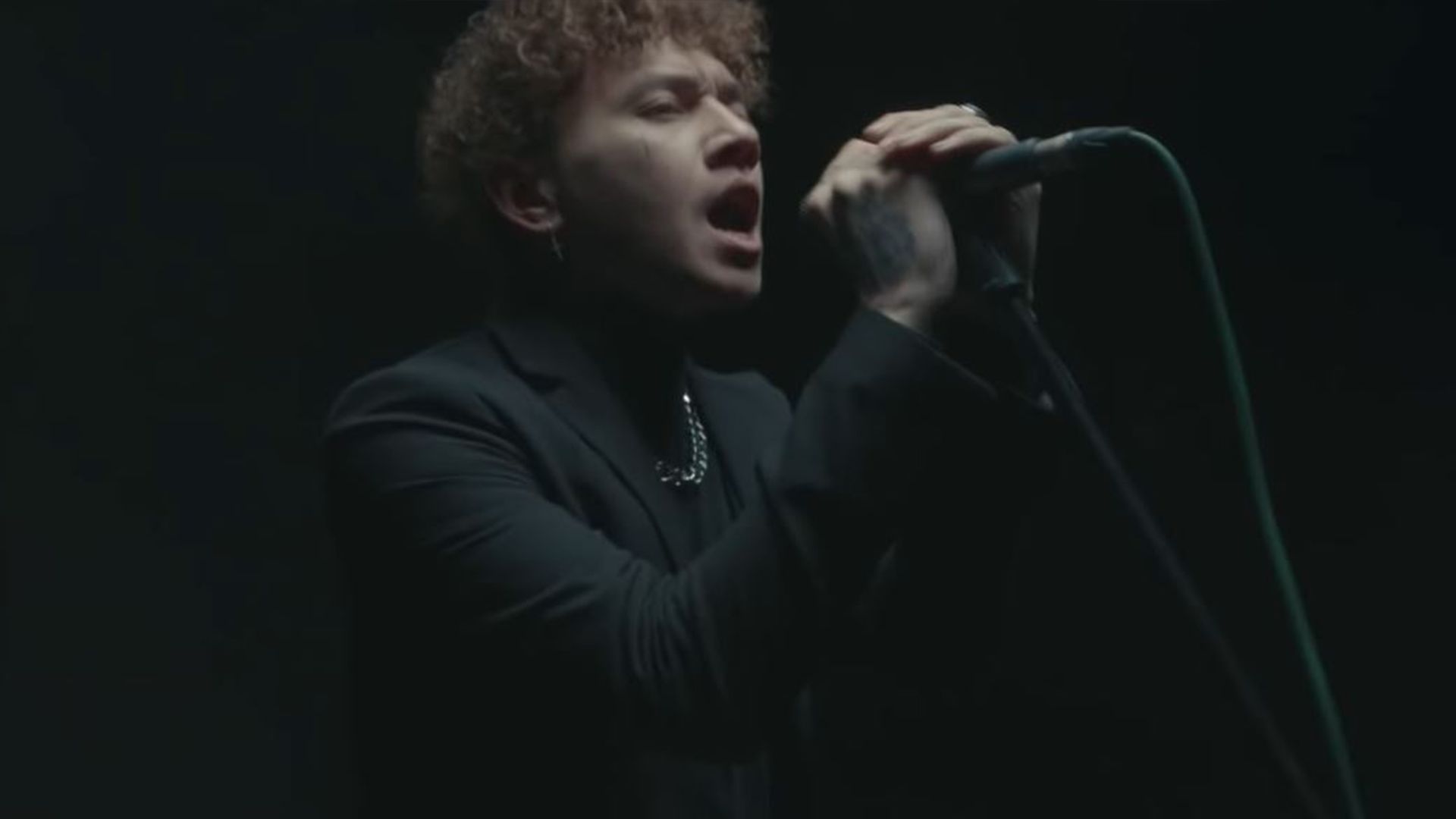 Продюсер тв с телефонами. Тв3 продюсеры. Продюсер 3. Продюсер 3. Бо флинн.