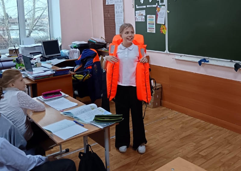 Школьникам Копейска рассказали об опасности тонкого льда