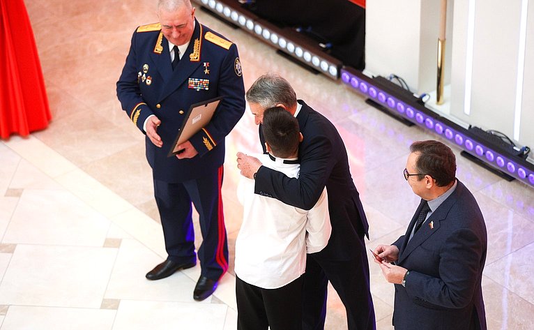 В Совете Федерации состоялась XII церемония награждения детей и подростков, проявивших личное мужество в экстремальных ситуациях