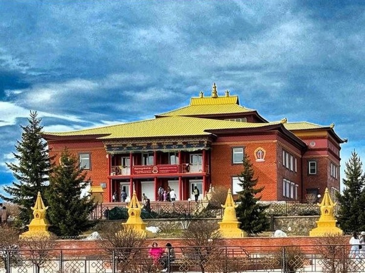 Храмовый комплекс «Ринпоче Багша» в Улан-Удэ отмечает 20 лет
