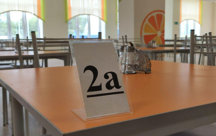 В районах Саратовской области продолжают отменять уроки из-за морозов 