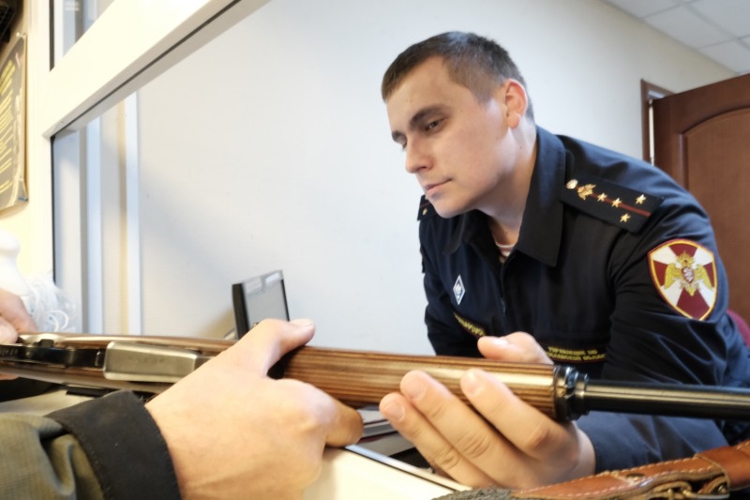 За период с 22 декабря 2025 по 11 января 2026 года Ярославские Росгвардейцы изъяли 37 единиц гражданского оружия в связи с нарушением законодательства