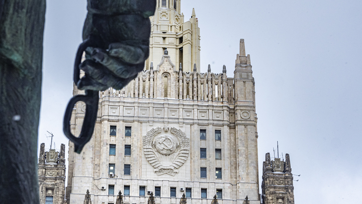 Посол Армении вызван в МИД России: Дипломату указали на недружественные шаги Еревана