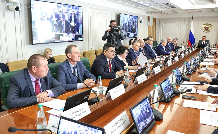 Расширенное заседание Комитета Совета Федерации по аграрно-продовольственной политике и природопользованию (в рамках Дней Пензенской области в Совете Федерации)