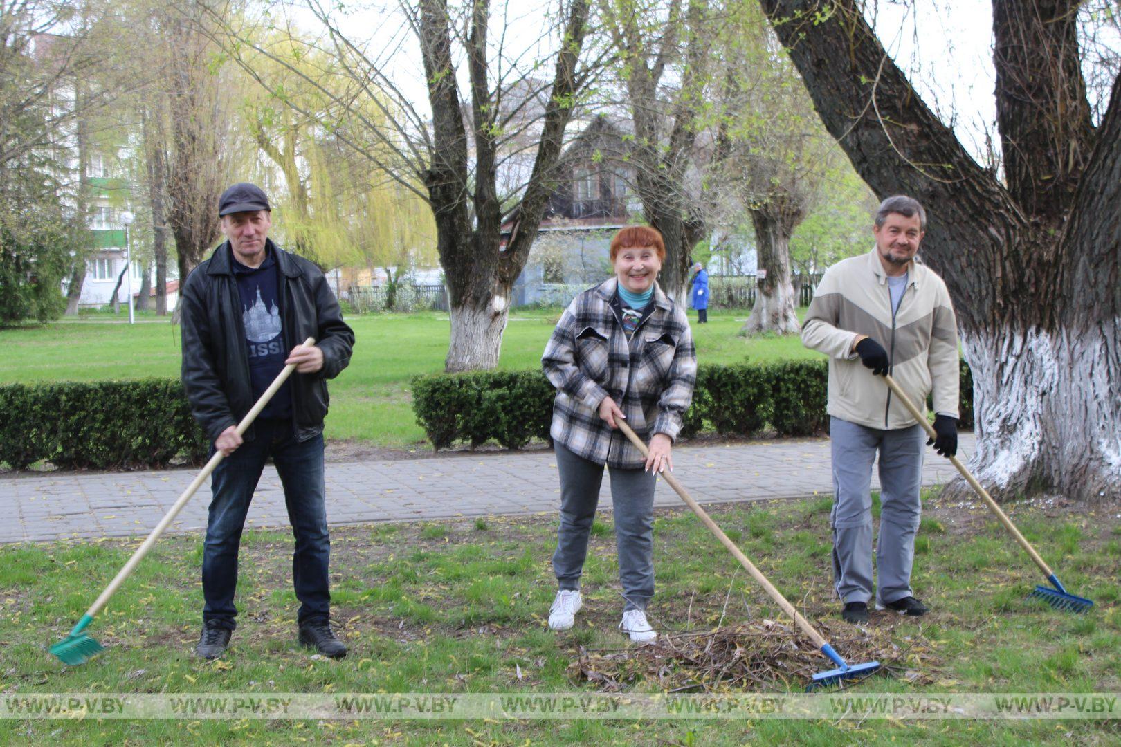 Республиканский субботник 2024 в беларуси когда. Все на субботник. Люди труда. Труд в наше время. Труд это здорово.