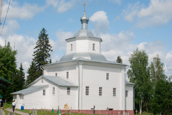От старого амбара до северного сияния: красота Русского Севера на фотоснимках 