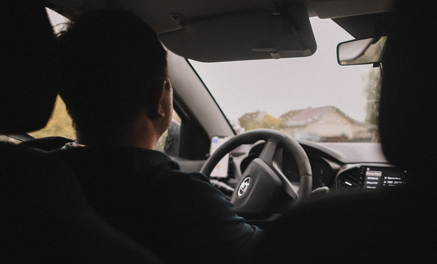 Экс-начальника ГИБДД из Кировской области посадили за взятки на экзаменах